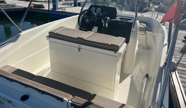 Lancha en Isla Canela - Imagen 3